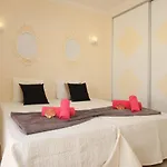 Villa Moorea - Moradia com piscina aquecível, ginásio e BBQ - Galé, Albufeira Villa *