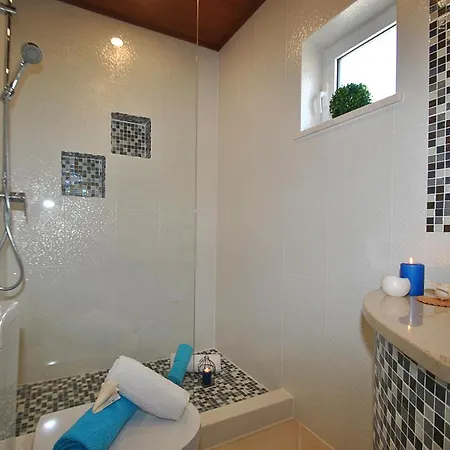 Villa Moorea - Moradia Com Piscina Aquecivel, Ginasio E Bbq - Gale, Albufeira Guia (Faro)