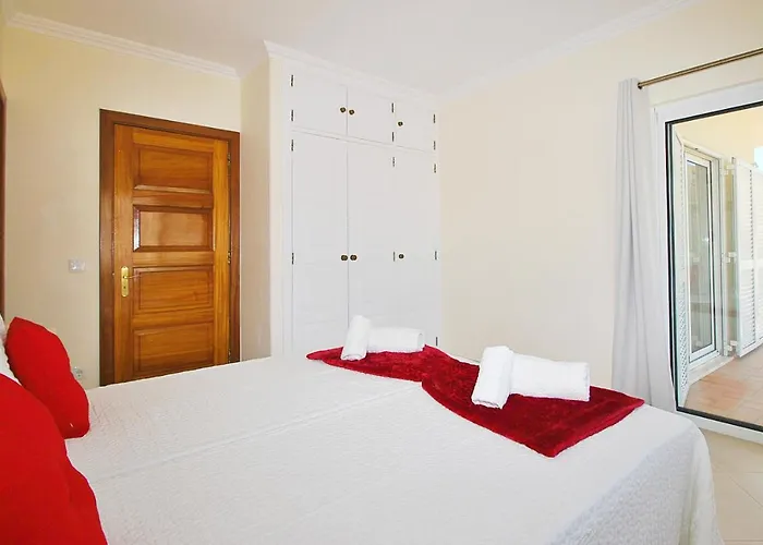 Moorea By Algarve Vacation Villa *
